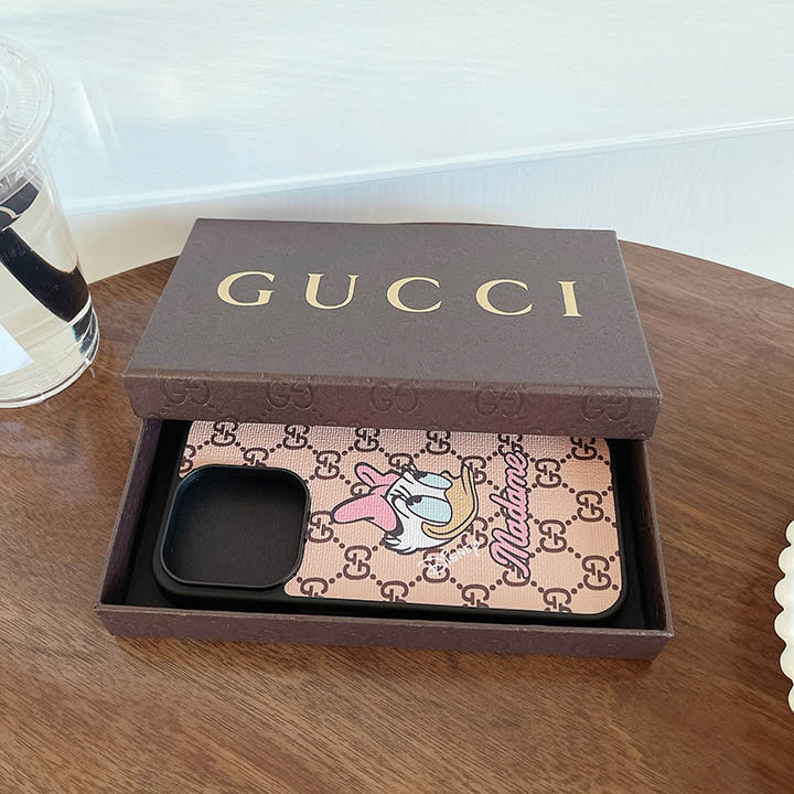 gucci iphone15 proカバー 買う