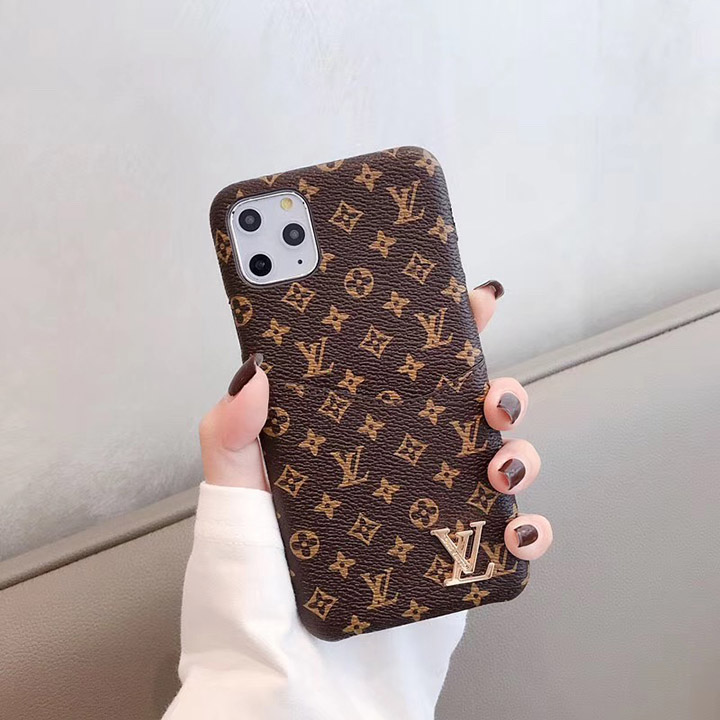 gucci iphone15 proケース 背面にカード入れ付き