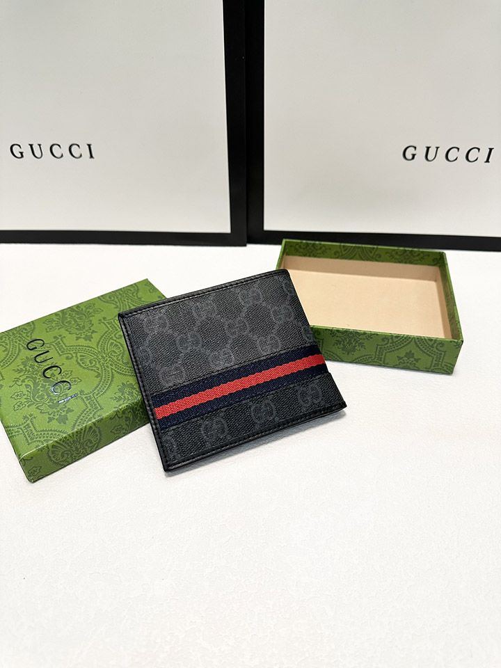 GUCCI ミニ財布 偽物